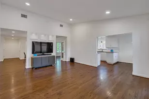 6815 Ravendale Ln, Dallas, TX 75214 - Photo 7