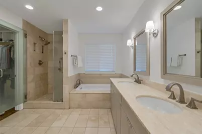 6815 Ravendale Lane, Dallas, TX 75214 - Photo 17