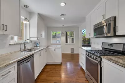 6815 Ravendale Lane, Dallas, TX 75214 - Photo 11