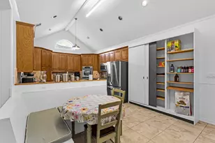 11123 Manorview Cir, Dallas, TX 75228 - Photo 7