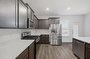 3947 Oak Crk Cir, Denison, TX 75020 - Photo 9