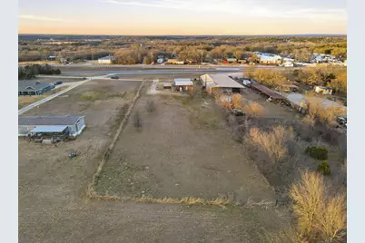 10669 Mineral Wells Highway, Weatherford, TX 76088 - Photo 23