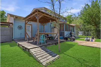 500 W Rucker Street, Granbury, TX 76048 - Photo 27