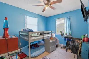 500 W Rucker St, Granbury, TX 76048 - Photo 33