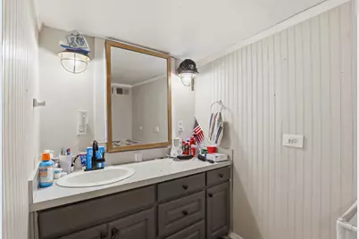 500 W Rucker Street, Granbury, TX 76048 - Photo 17