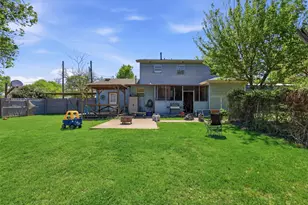 500 W Rucker St, Granbury, TX 76048 - Photo 23