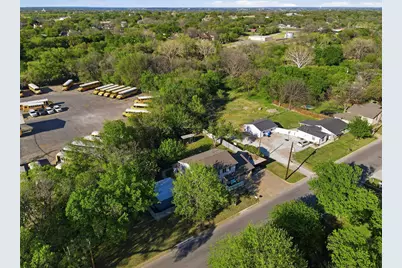 500 W Rucker Street, Granbury, TX 76048 - Photo 29