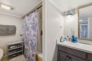 500 W Rucker St, Granbury, TX 76048 - Photo 19