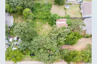 4012 Erath Street, Fort Worth, TX 76119 - Photo 9