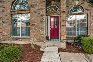 445 Moonlight Way, Irving, TX 75063 - Photo 3