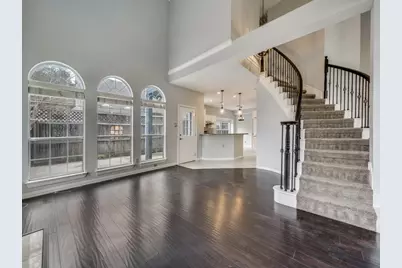 445 Moonlight Way, Irving, TX 75063 - Photo 11