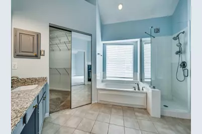 445 Moonlight Way, Irving, TX 75063 - Photo 19