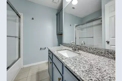 445 Moonlight Way, Irving, TX 75063 - Photo 23