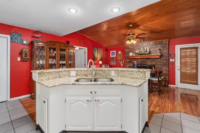 224 Autumn Wood Trail, Gun Barrel City, TX 75156 - Photo 11