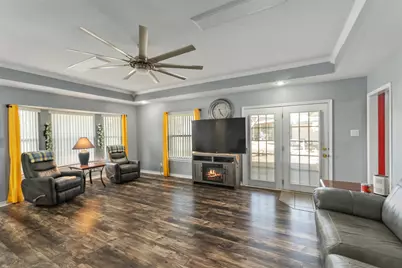 224 Autumn Wood Trail, Gun Barrel City, TX 75156 - Photo 7