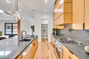 7533 Royal Pl, Dallas, TX 75230 - Photo 11