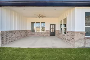 328 Slimp Blf, Azle, TX 76020 - Photo 31