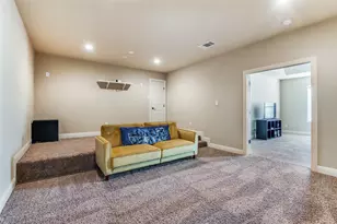 6815 Sunshade Ln, Dallas, TX 75236 - Photo 21