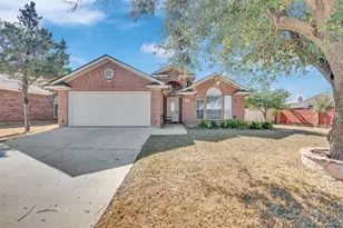 700 N Emma Dr, Arlington, TX 76002 - Photo 1