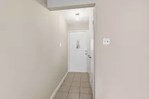 1739 Oak Lake, Irving, TX 75060 - Photo 3