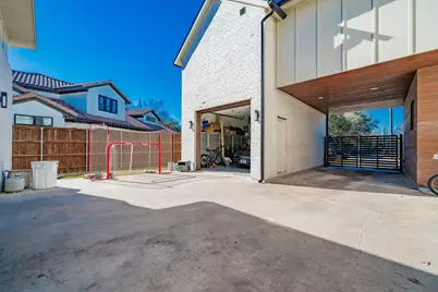 11616 Jamestown Road, Dallas, TX 75230 - Photo 37