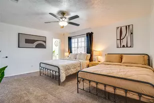 42 W Creek Ln, Grand Prairie, TX 75052 - Photo 13