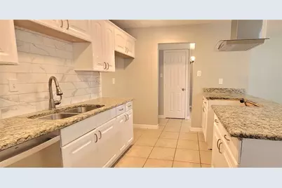 7143 Nutmeg Lane, Dallas, TX 75249 - Photo 11