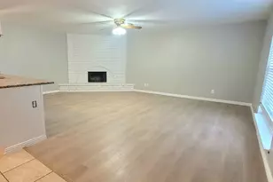 7143 Nutmeg Ln, Dallas, TX 75249 - Photo 9