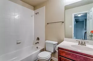 3649 Vienna St, Irving, TX 75038 - Photo 7