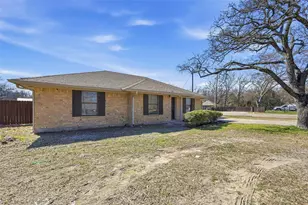 1816 Lake Highland W, Quinlan, TX 75474 - Photo 3