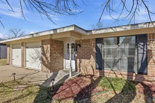 905 W Elizabeth Dr, Robinson, TX 76706 - Photo 5