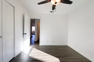 2108 Woodland Oaks Dr, Arlington, TX 76013 - Photo 15