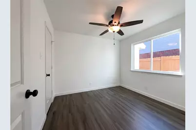 2108 Woodland Oaks Drive, Arlington, TX 76013 - Photo 13