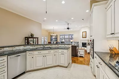 5809 Dry Creek Lane, Arlington, TX 76017 - Photo 13