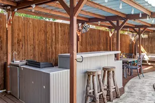 2714 Carriage Ln, Carrollton, TX 75006 - Photo 25