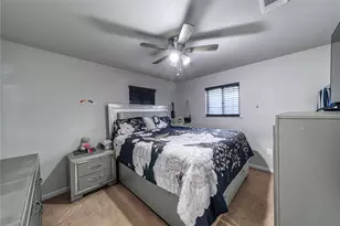 1805 W Sanford St, Arlington, TX 76012 - Photo 15