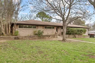 2815 Wilsonwood Dr, Denton, TX 76209 - Photo 1