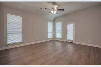 3101 Damsel Sauvage Lane, Lewisville, TX 75056 - Photo 11
