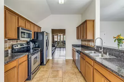 4621 Saint Francis Avenue, Dallas, TX 75227 - Photo 13