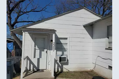 2205 Wagner Avenue, Fort Worth, TX 76106 - Photo 1