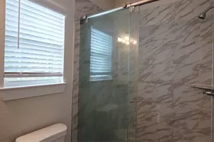 4022 Ivanhoe Ln, Dallas, TX 75212 - Photo 19