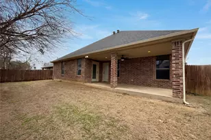 1817 Colorado Ct, Burleson, TX 76028 - Photo 5