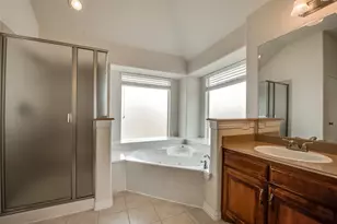 1337 Marina Dr, Irving, TX 75063 - Photo 21