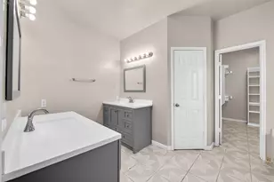 211 Nutmeg Ln, Euless, TX 76039 - Photo 15