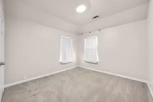 211 Nutmeg Ln, Euless, TX 76039 - Photo 25