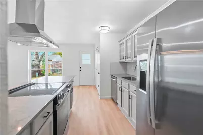 521 Cumberland Drive, Allen, TX 75002 - Photo 9