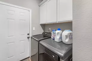 207 S James St, Alvarado, TX 76009 - Photo 15