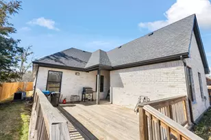 207 S James St, Alvarado, TX 76009 - Photo 19