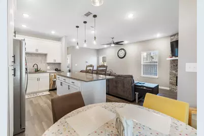 207 S James Street, Alvarado, TX 76009 - Photo 9