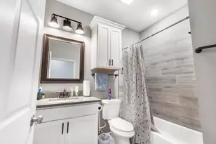 207 S James St, Alvarado, TX 76009 - Photo 17